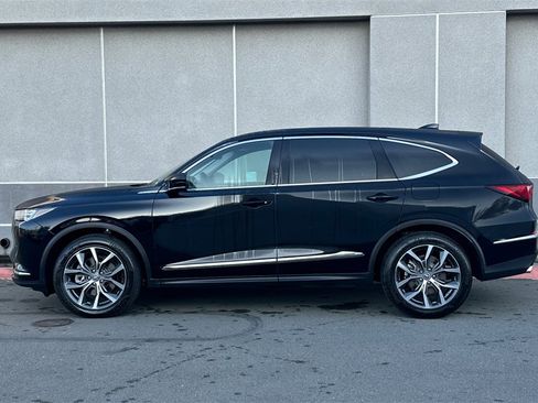 Certified 2024 Acura MDX FWD w/ Technology Package image 8