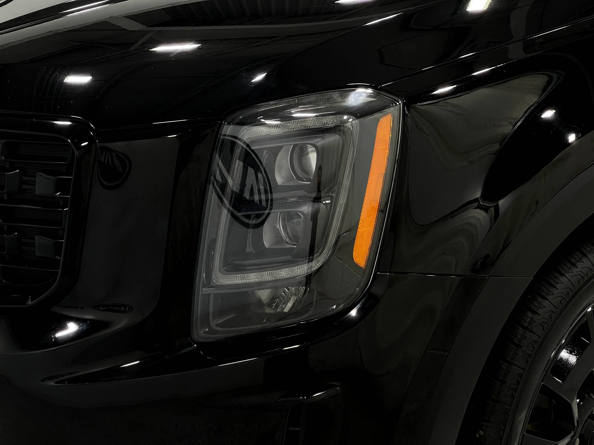 Used 2021 Kia Telluride SX w/ Nightfall Edition Package AWD/4WD image 35