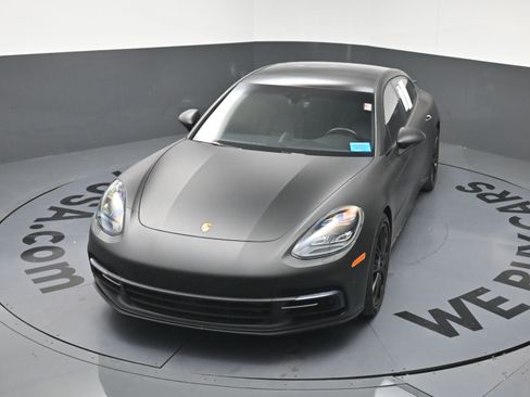 Used 2018 Porsche Panamera 4 Executive image 21