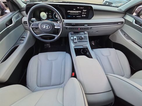 Used 2024 Hyundai Palisade SEL w/ Premium Package FWD image 13