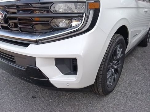 New 2027 Ford Expedition Max Platinum w/ Driver's Package AWD/4WD image 9