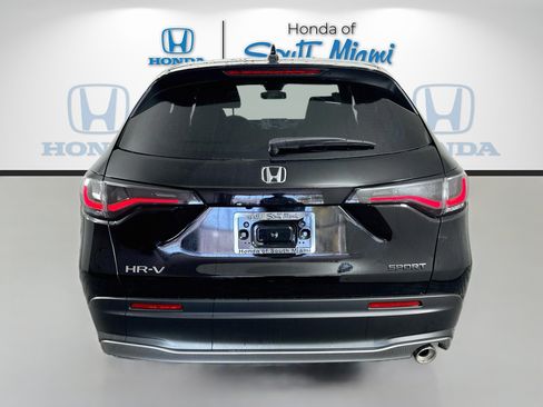 Used 2025 Honda HR-V Sport image 5