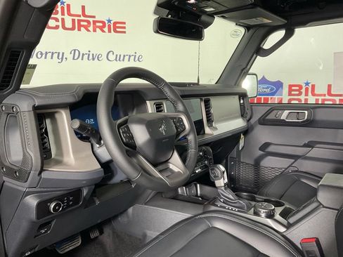 New 2026 Ford Bronco Outer Banks AWD/4WD image 12