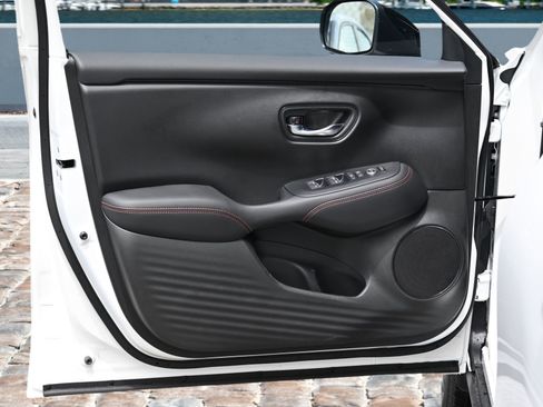 New 2025 Honda HR-V Sport image 10