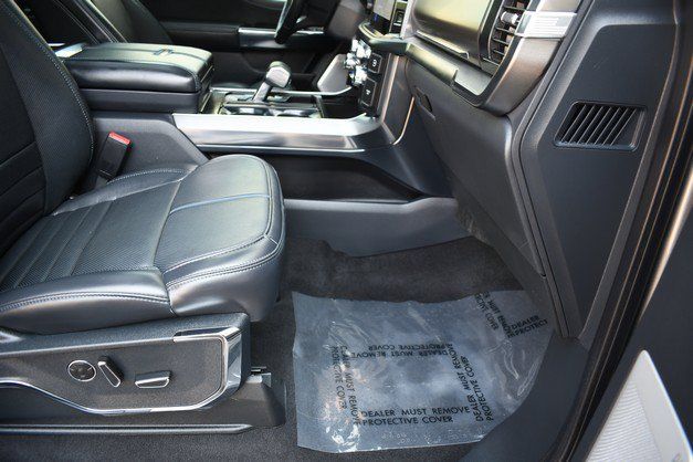 Used 2025 Ford F150 Platinum w/ Equipment Group 702A High AWD/4WD image 26