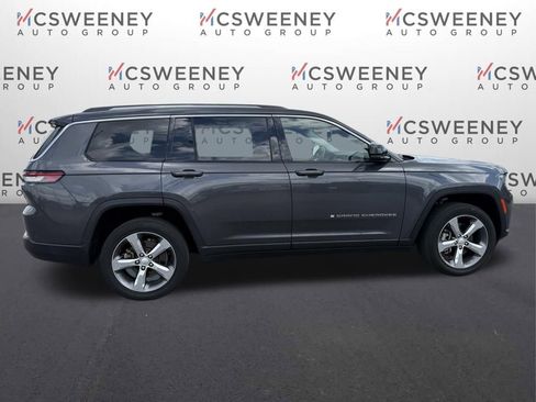 Used 2022 Jeep Grand Cherokee L Limited RWD image 8