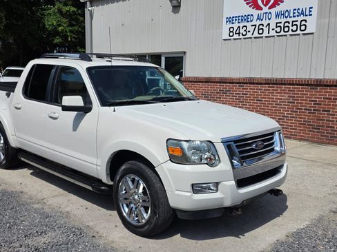 Used 2010 Ford Explorer Sport Trac Limited AWD/4WD image 2