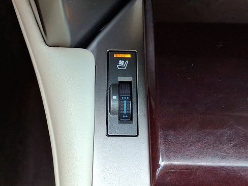 Used 2019 Lexus GX 460 Premium image 25