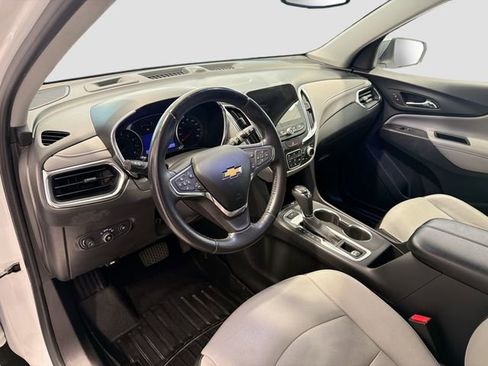 Used 2021 Chevrolet Equinox Premier AWD/4WD image 9