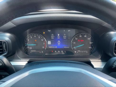 Used 2021 Ford Explorer XLT w/ Equipment Group 202A RWD image 26