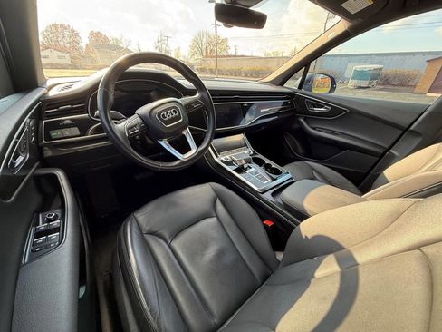 Used 2021 Audi Q7 3.0T Premium image 7