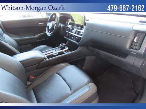 Used 2023 Nissan Pathfinder SL image 28