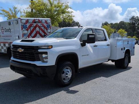 Used 2024 Chevrolet Silverado 3500 W/T w/ WT Fleet Convenience Package AWD/4WD image 7