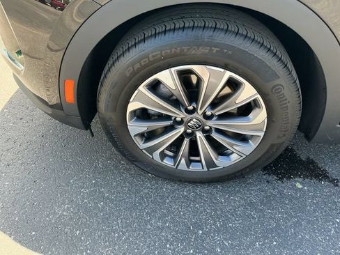 Used 2024 Buick Envision Preferred AWD/4WD image 9