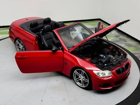 Used 2012 BMW 335is Convertible image 36
