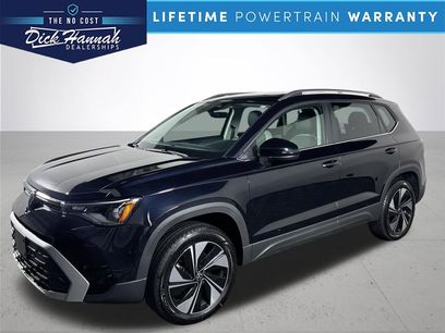 New 2025 Volkswagen Taos SE