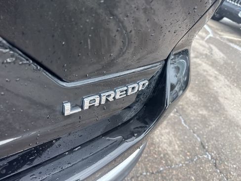 Certified 2023 Jeep Grand Cherokee Laredo image 26