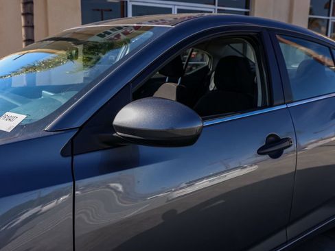 Used 2025 Nissan Sentra S image 12