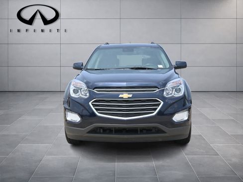 Used 2017 Chevrolet Equinox LT w/ Convenience Package AWD/4WD image 2