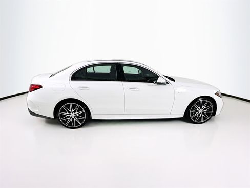 New 2026 Mercedes-Benz C 43 AMG 4MATIC Sedan image 9