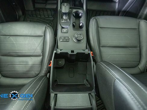 Used 2024 Ford Ranger Lariat w/ Advanced Towing Package AWD/4WD image 32