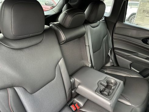 New 2026 Jeep Compass Trailhawk image 30