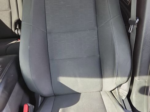 Used 2012 Jeep Grand Cherokee Laredo w/ Laredo E Group image 14