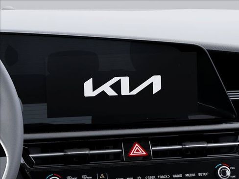 New 2026 Kia Niro Wind FWD image 20