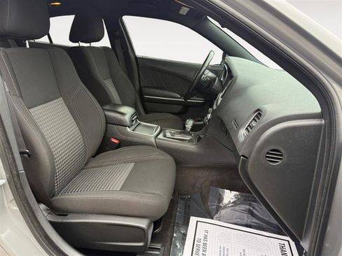 Used 2018 Dodge Charger GT image 16