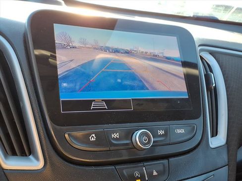 Used 2023 Chevrolet Malibu LT image 12