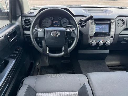 Used 2017 Toyota Tundra SR image 11