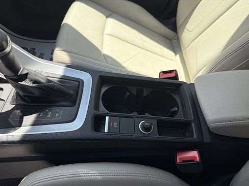 Used 2024 Audi Q3 2.0T Premium image 25