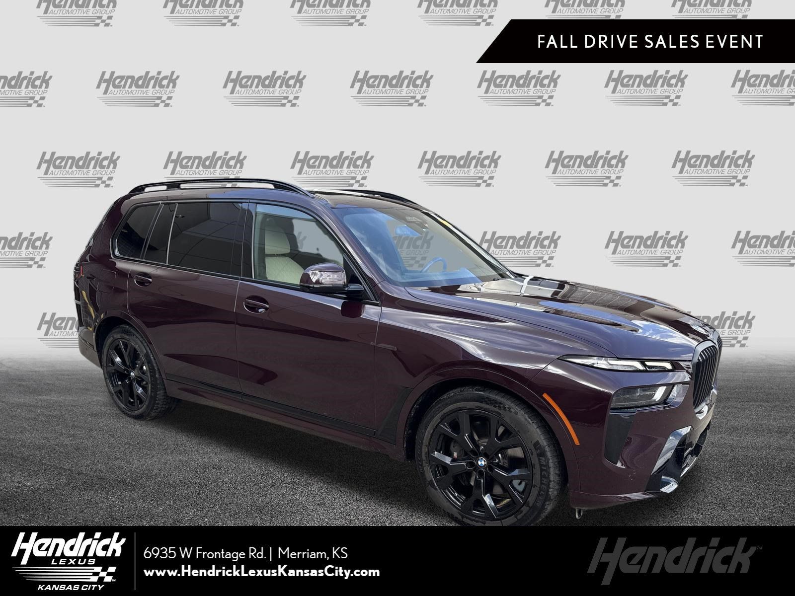 Used 2025 BMW X7 xDrive40i w/ M Sport Package AWD/4WD image 1