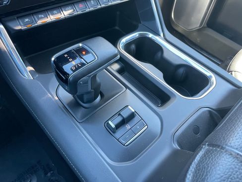Used 2023 GMC Sierra 1500 Denali w/ Denali Reserve Package AWD/4WD image 18