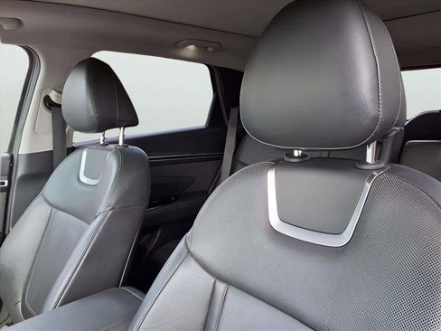 Used 2023 Hyundai Tucson Limited image 17