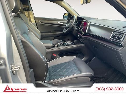 Used 2024 Volkswagen Atlas Cross Sport SEL Premium R-Line image 15