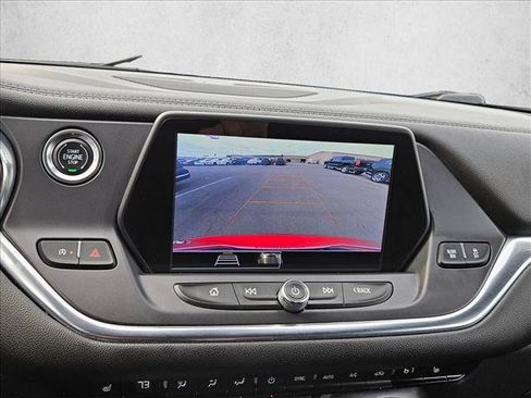 Used 2021 Chevrolet Blazer LT FWD image 13