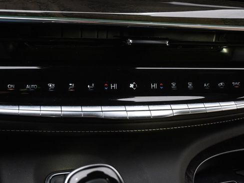 Used 2024 Cadillac Escalade Premium Luxury w/ LPO, Floor Liner Package AWD/4WD image 32
