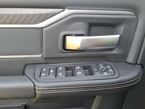 New 2026 RAM 3500 Big Horn AWD/4WD image 11