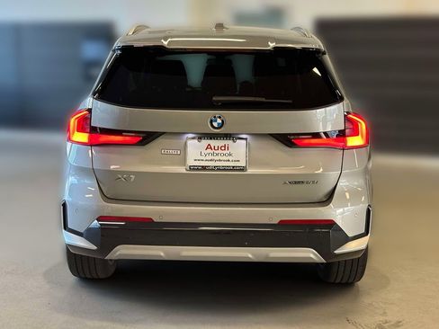 Used 2023 BMW X1 xDrive28i w/ Convenience Package AWD/4WD image 5