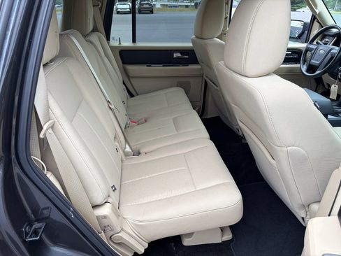 Used 2016 Ford Expedition XL AWD/4WD image 17