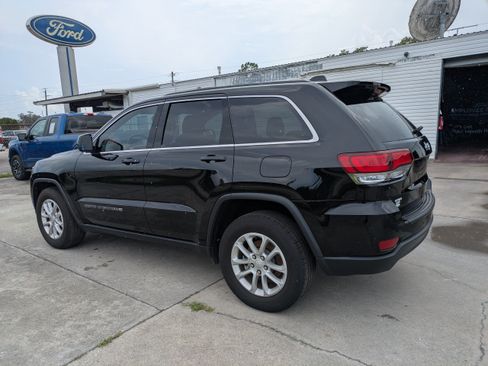Used 2022 Jeep Grand Cherokee Laredo E RWD image 6
