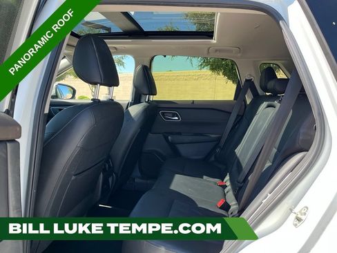 Used 2023 Nissan Rogue Platinum FWD image 15