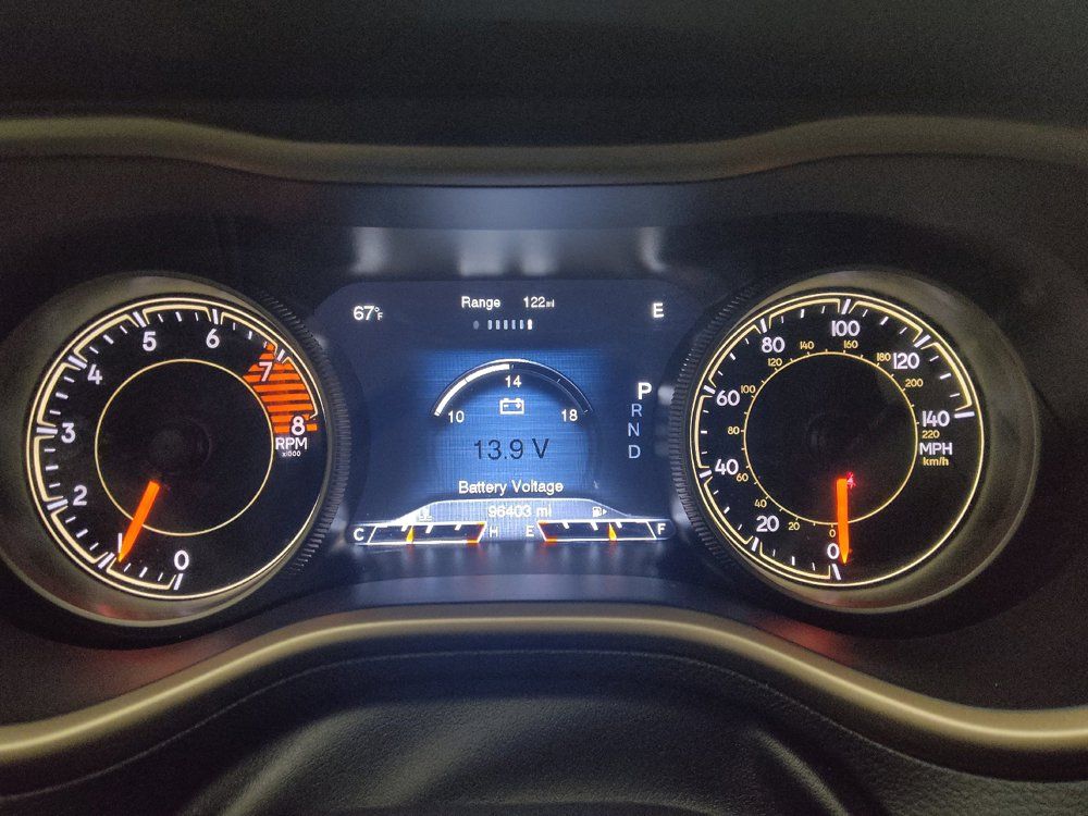 Used 2018 Jeep Cherokee Limited AWD/4WD image 23