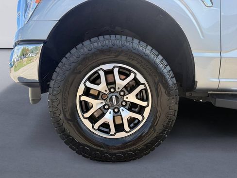 Used 2021 Ford F150 Lariat AWD/4WD image 9