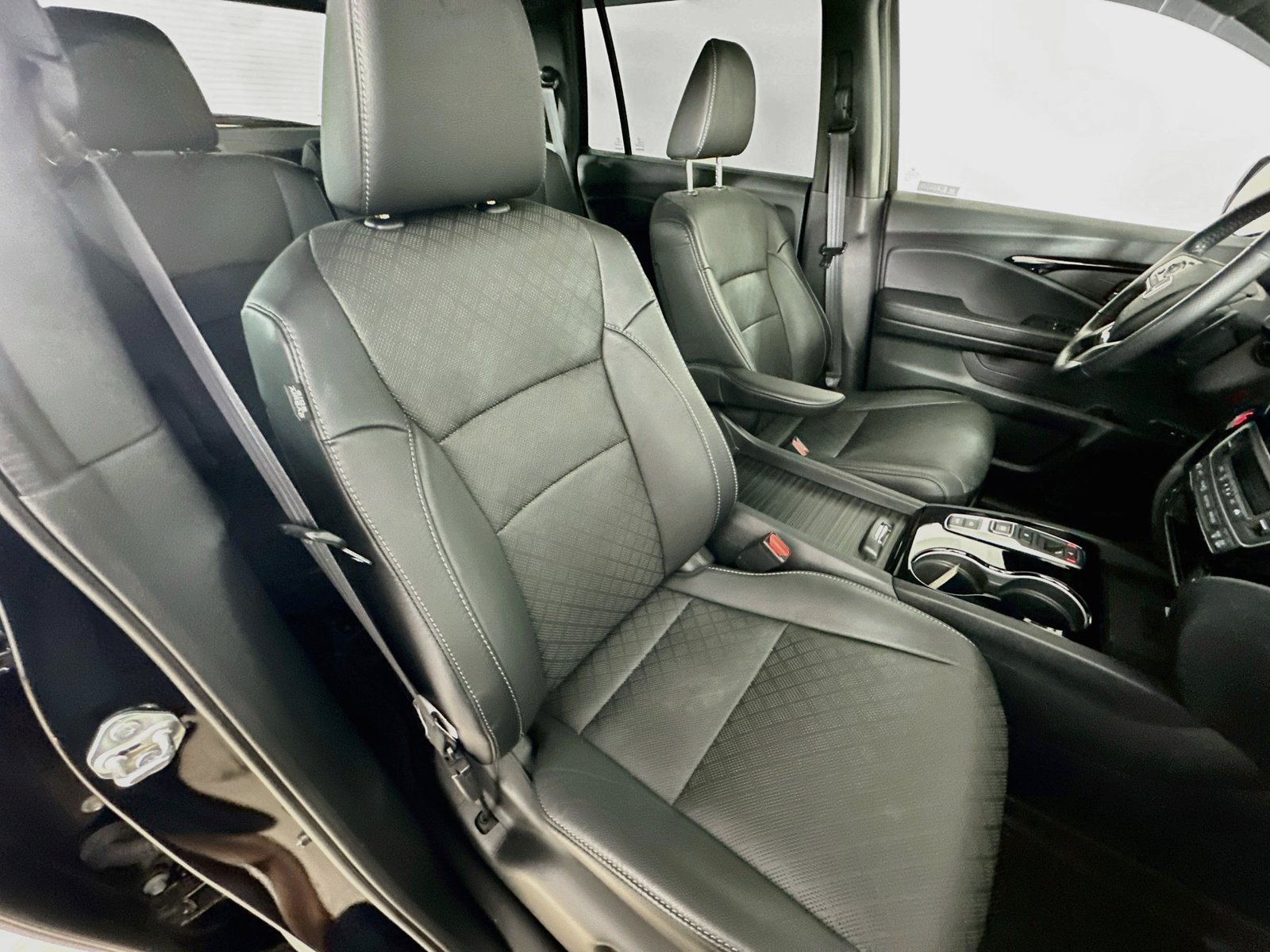 Used 2021 Honda Passport Elite image 44