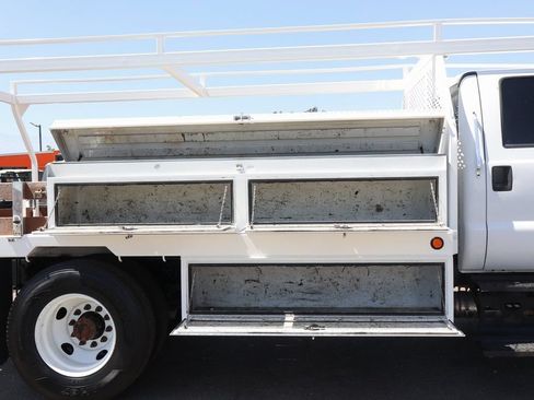 Used 2016 Ford F650 2WD Crew Cab Super Duty image 11