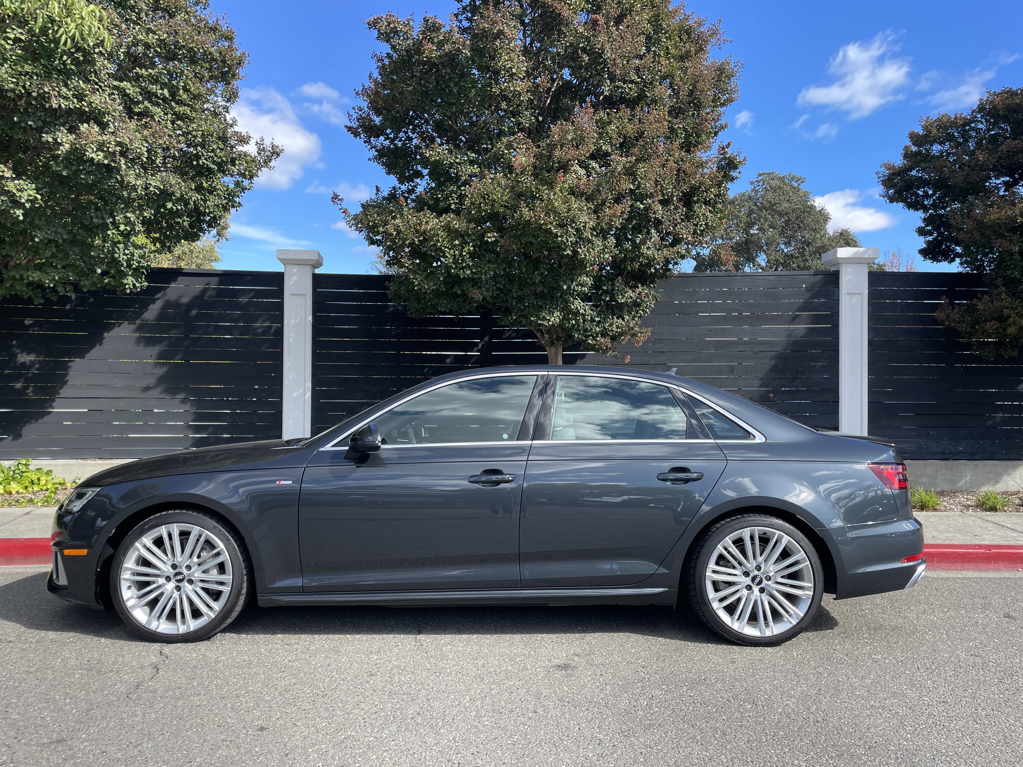Used 2019 Audi A4 2.0T Prestige w/ Prestige Package AWD/4WD image 2