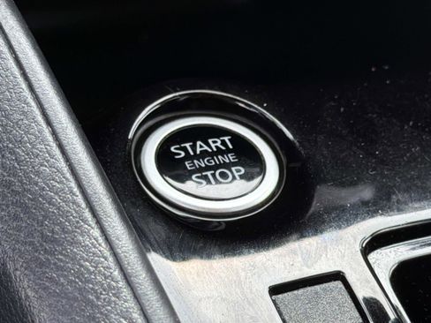 Used 2022 Nissan Kicks S w/ Interior Electronics Package image 15