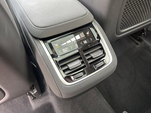 Certified 2025 Volvo XC90 B5 Plus image 15
